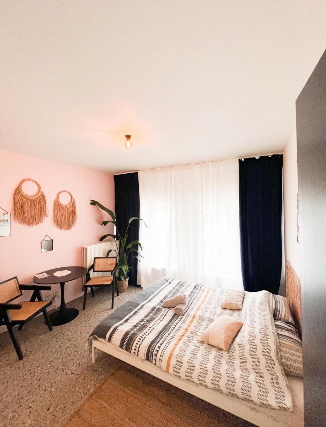 Antwerp Studio'S Apartment Ngoại thất bức ảnh