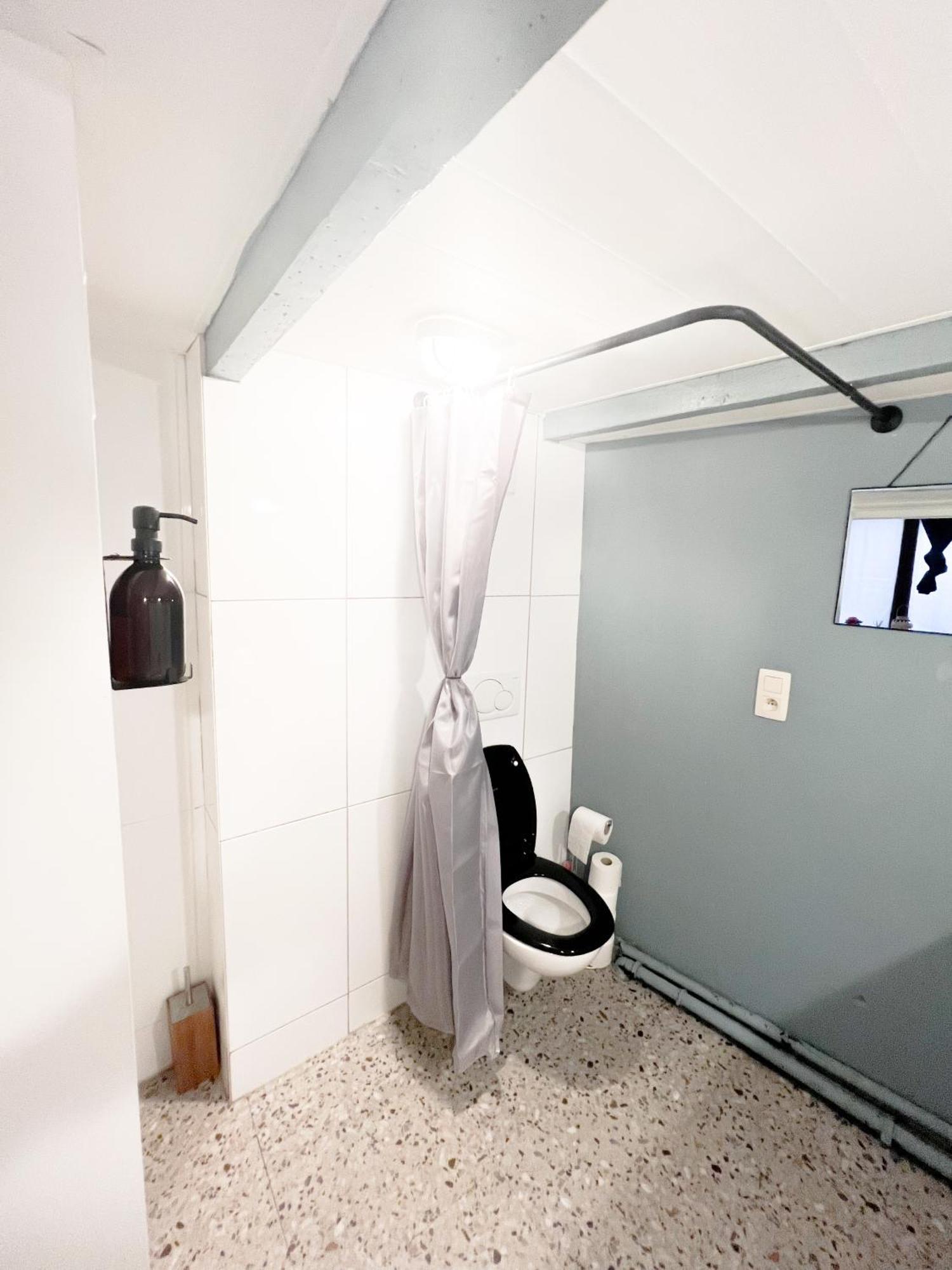 Antwerp Studio'S Apartment Ngoại thất bức ảnh